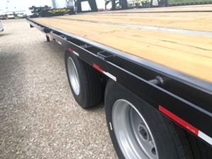 30ft Equipment Trailer with Air Brakes 